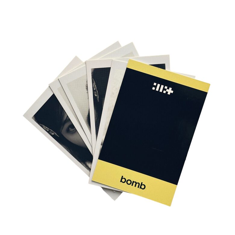 PHOTOCARD | ILLIT [bomb]