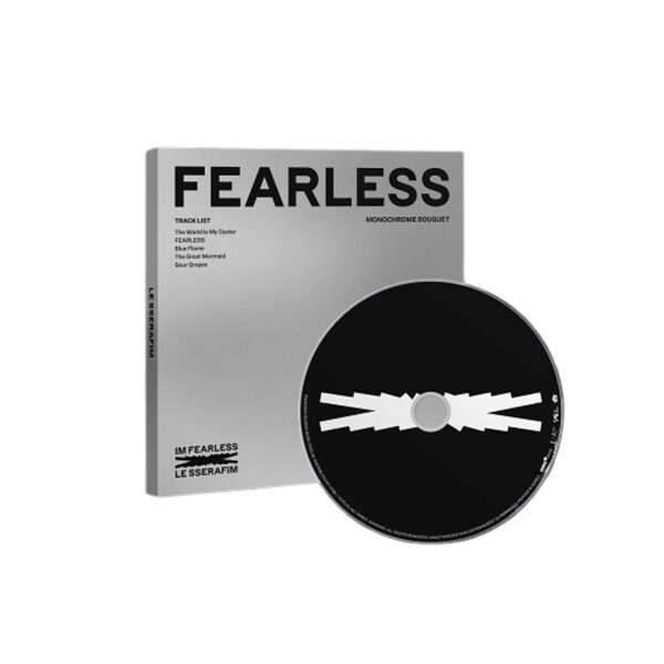 LE SSERAFIM - 1st Mini Album [FEARLESS] (Monochrome Bouquet Ver.)